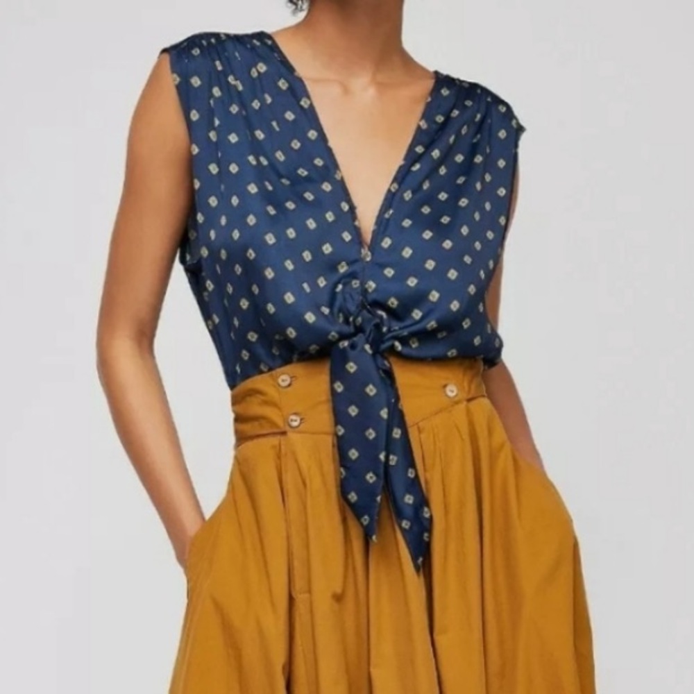 Free People Navy Morning Marrakesh top women’s size medium